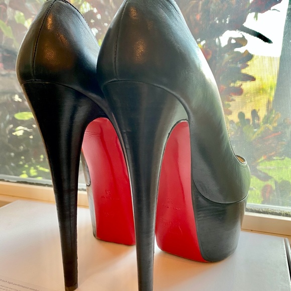 Christian Louboutin Daffodile Platform Red Sole - Picture 16 of 16